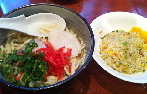 ゴーヤ炒飯＆沖縄そば　880円