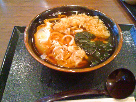 月見うどん（370円）＋かぼちゃ天（100円）